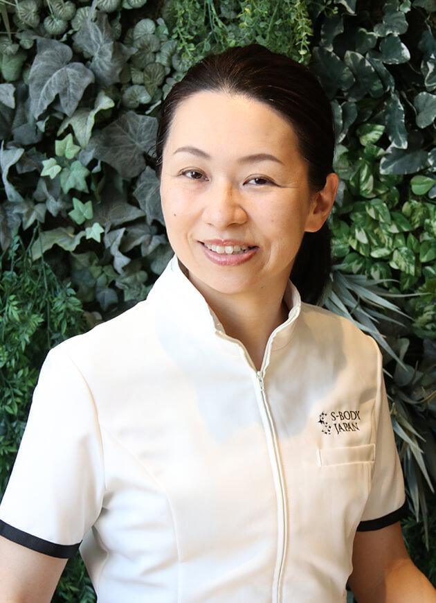 三宅 奈央